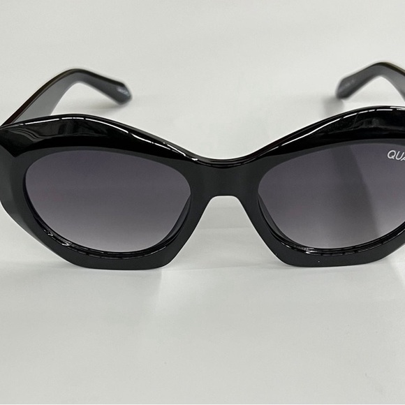 Quay Australia REAL ME - BLACK/SMOKE - Picture 6 of 8